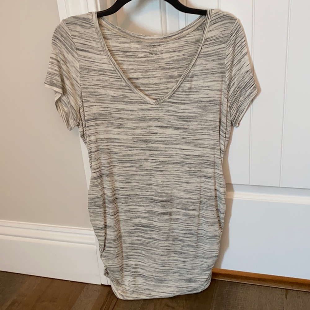 NWOT- grey and white maternity v neck